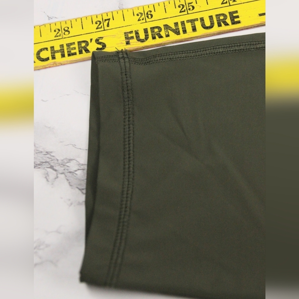 Green Zyia Joggers Size Medium - Picture 8 of 9